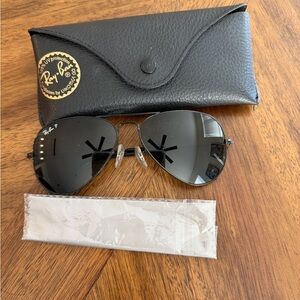 Ray-Ban Black Aviator Sunglasses